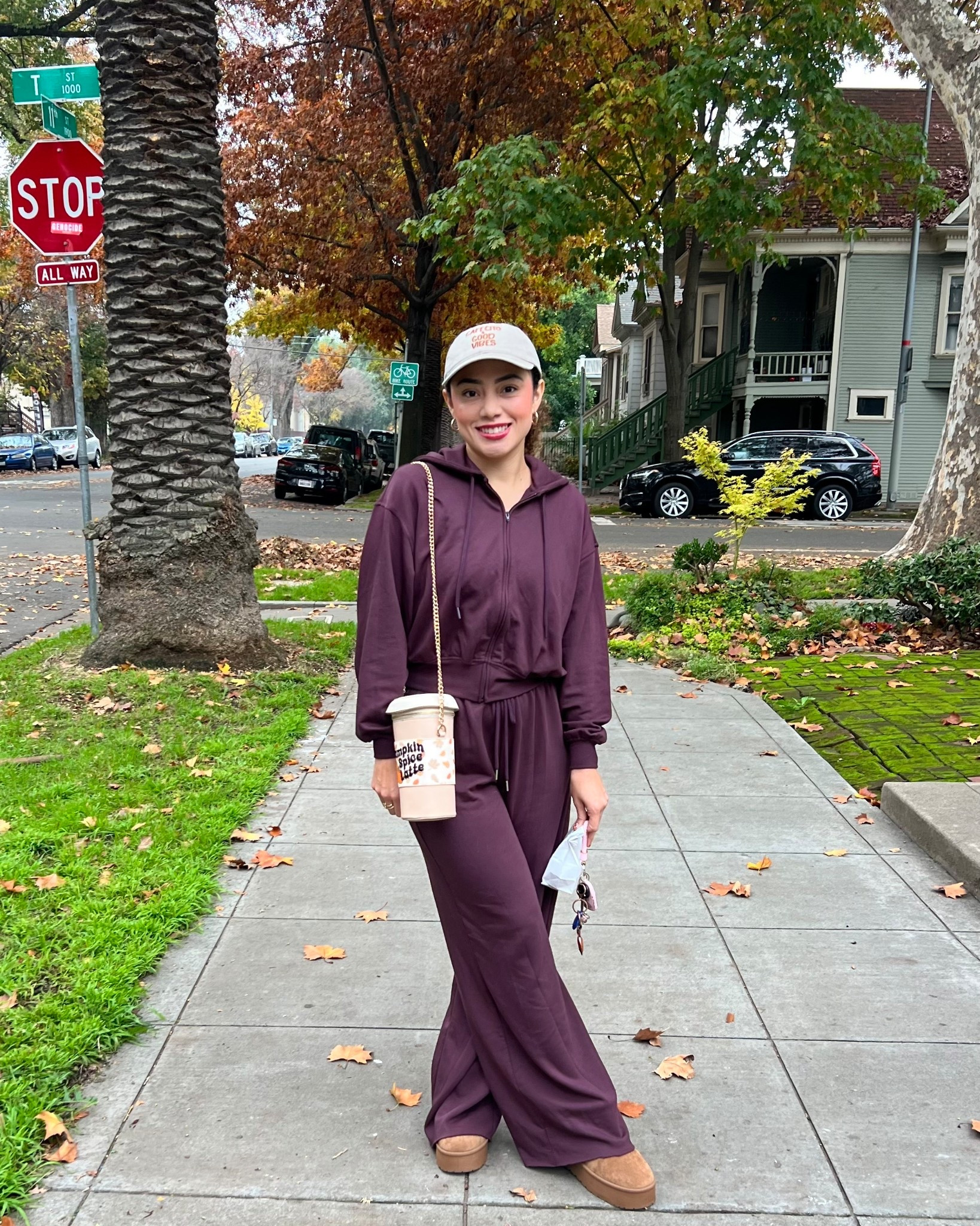 Cozy brown matching sweatsuit set 

#LTKHoliday #LTKgrwm #LTKGiftGuide