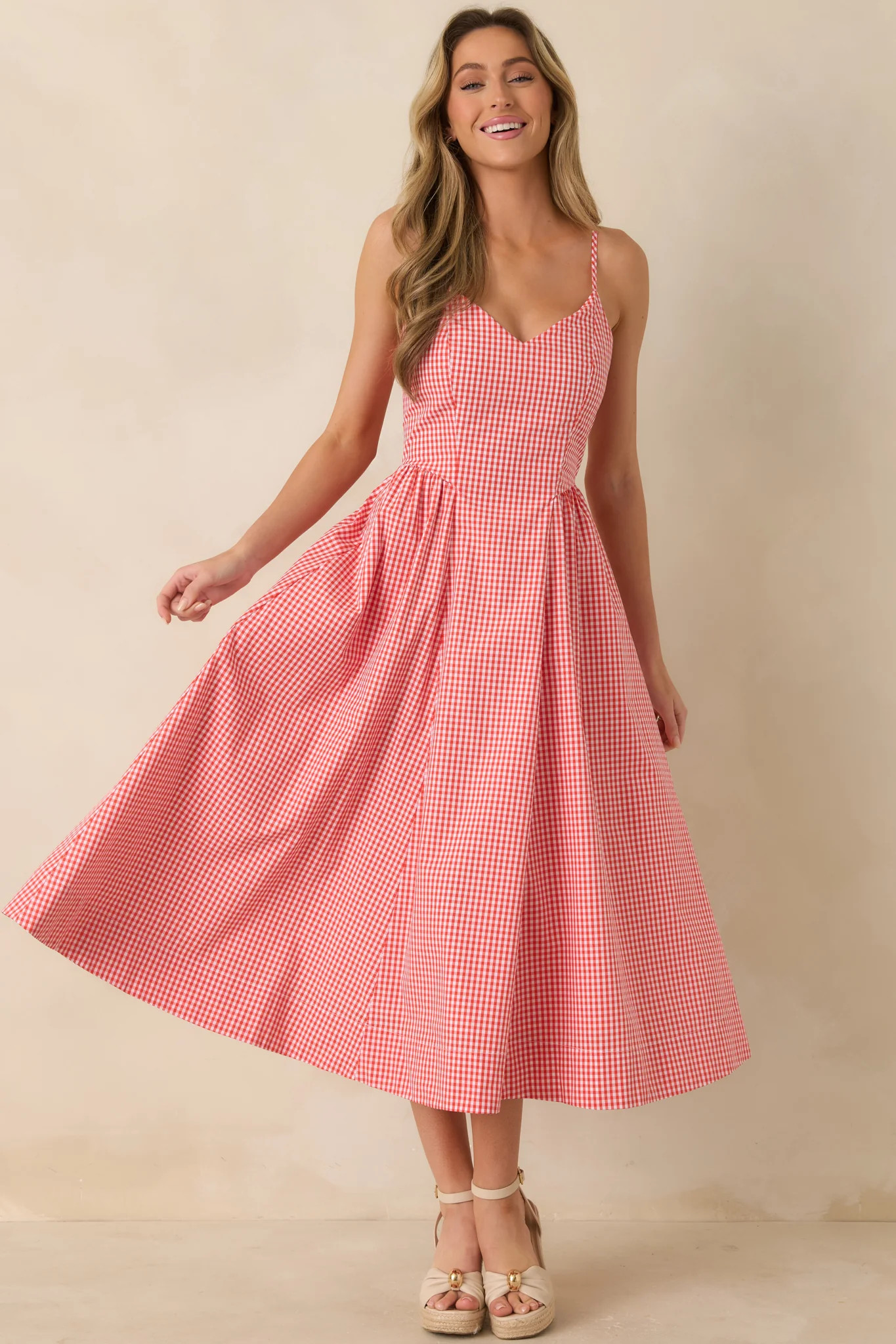 Weekend on the Coast Poppy Red Gingham Sleeveless Midi Dress | Red Dress