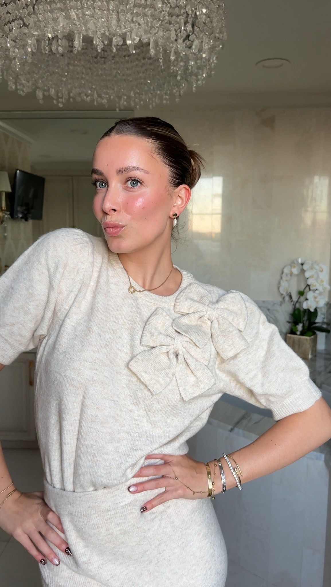 This is by far the coziest date night outfit ever - the PERFECT top & skirt set from @ceceofficial with the cutest bow details! I will be rewearing this so many times for fall #CeCeOnYou #NordstromPartner

#LTKHoliday #LTKWorkwear #LTKootd