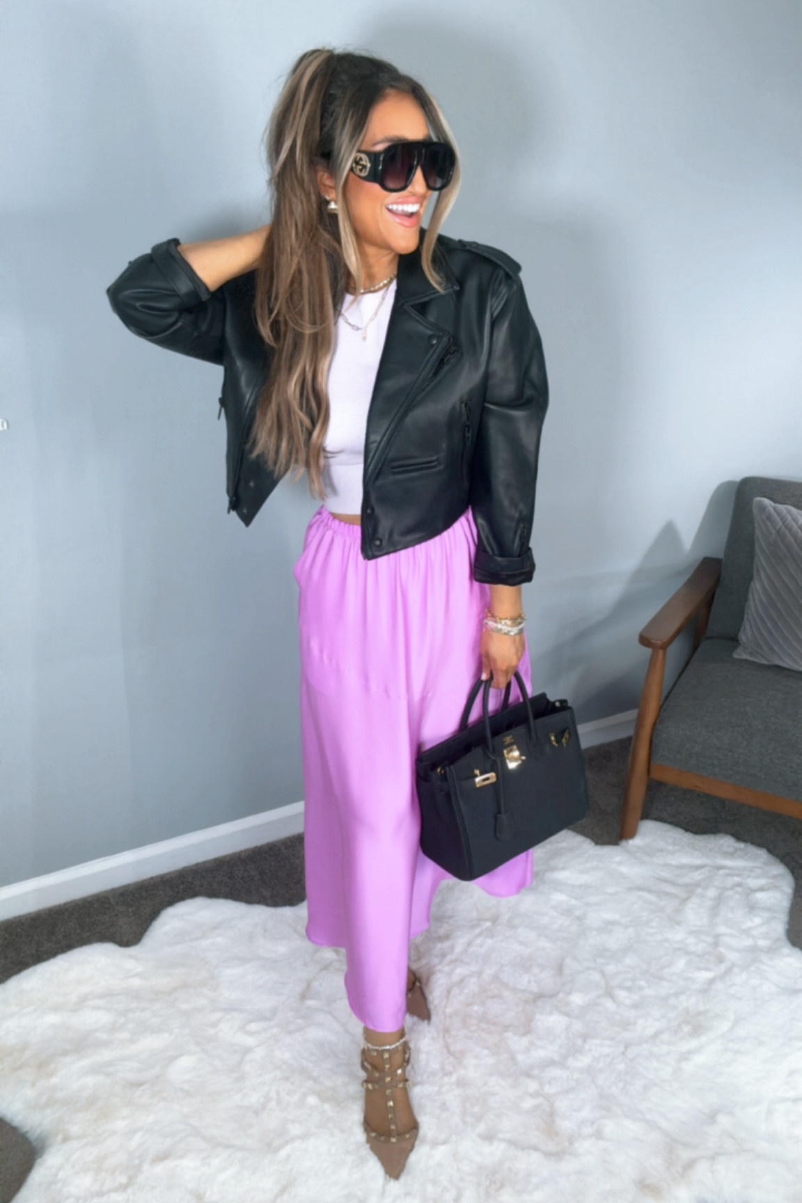 This skirt is such a winner, and can be paired with anything! 

I like to mix feminine pieces like this with something edgy to be more my vibe, but you could style it in so many ways. Even with a graphic tee + sneakers!

True to size 

SKIRT 
Small

TOP
Medium

JACKET
Medium

#LTKSaleAlert #LTKFestival #LTKWorkwear