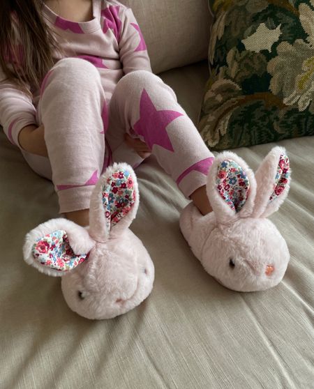 Gemma wears these bunny slippers around the house every day—they’d be so cute in an Easter basket! Under $20 Amazon find

#LTKfamily #LTKunder50 #LTKkids