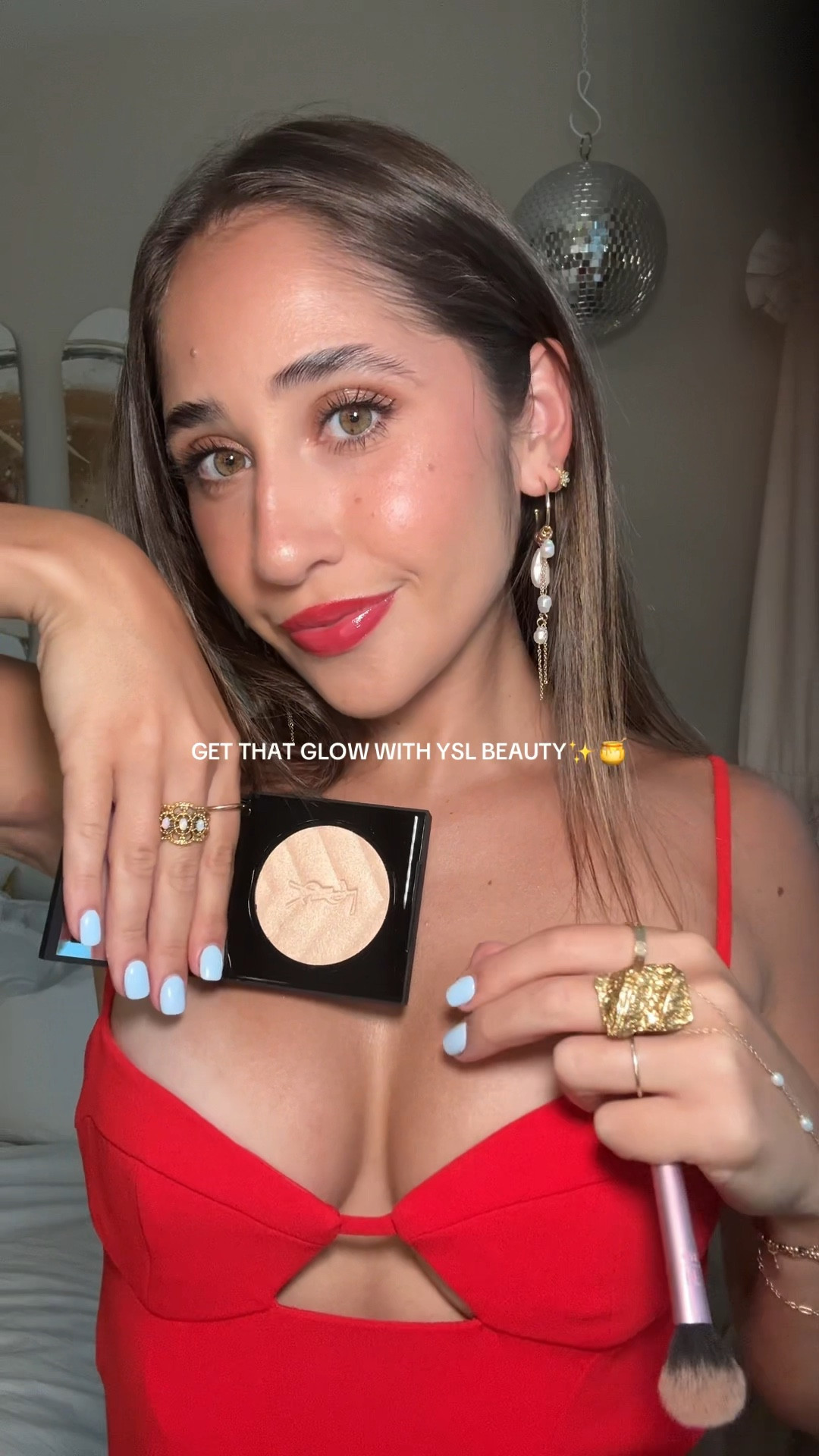 the new @YSL Beauty hyper luminize highlighter in shade 02 hypnotic honey is that girl✨🍯 #YSLBEAUTYHIGHLIGHTER #GIFTEDBYYSLBEAUTY