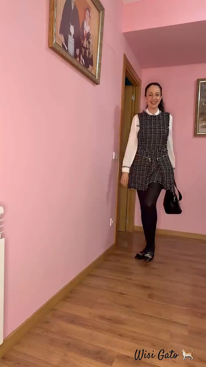 Outfit 

• Camisa: Zara
• Bolso: Purificación García
• Mono: Zara
• Zapatos: El Corte Inglés 

#ootd #outfit #zara
#purificaciongarcia #elcorteingles   



#LTKespana #LTKeurope #LTKmodest