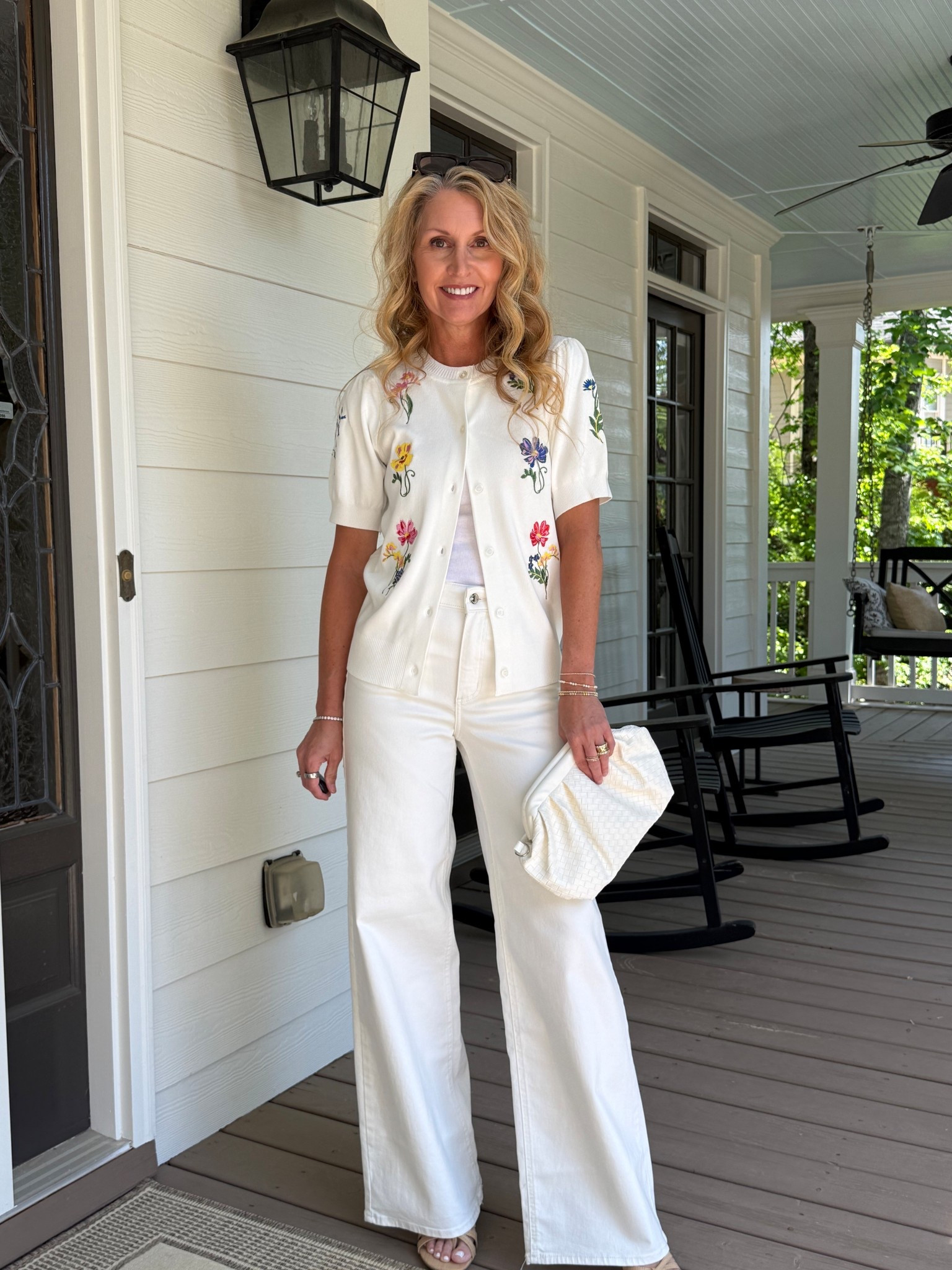 The best white jeans!! I’m wearing a 4

#LTKOver40 #LTKSeasonal #LTKgrwm