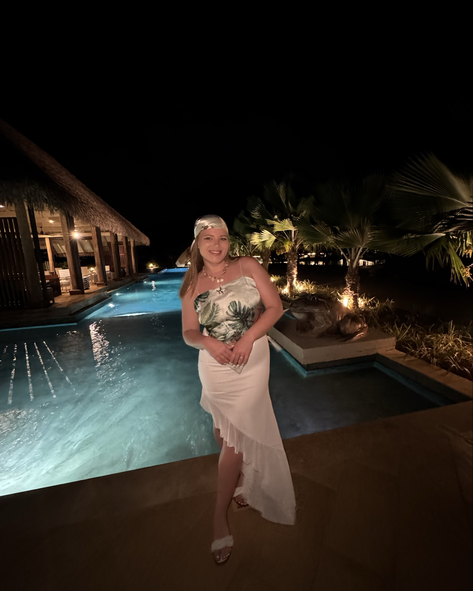 If you’re wanting a vibe for a warmer weather escape for the holidays, then I’ve got you covered with this fun and flirty beachy outfit 🌊🏝️

#LTKHoliday #LTKootd #LTKFindsUnder50