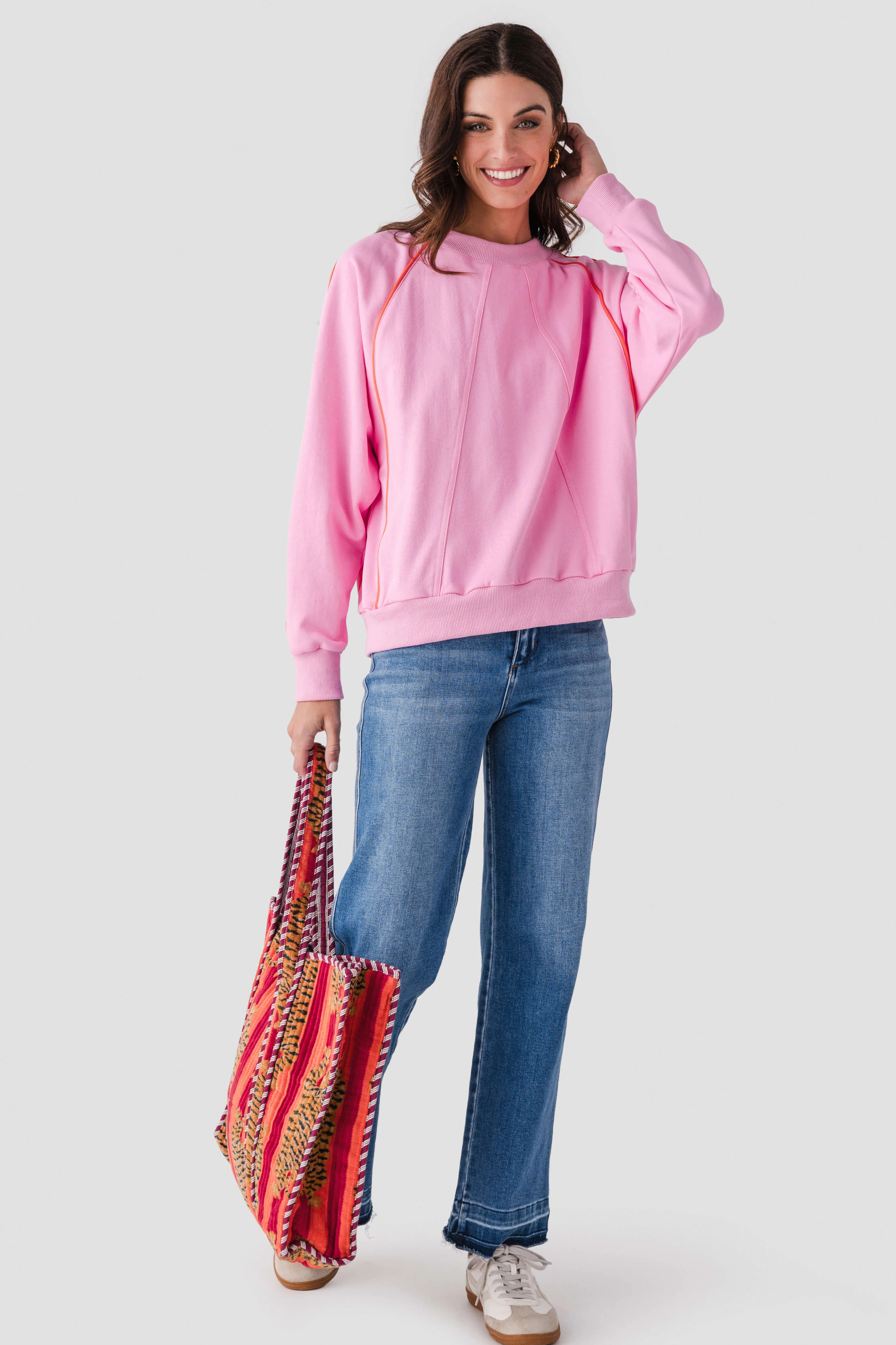 Fate Contrast Piping Raglan Sleeve Sweatshirt | Social Threads