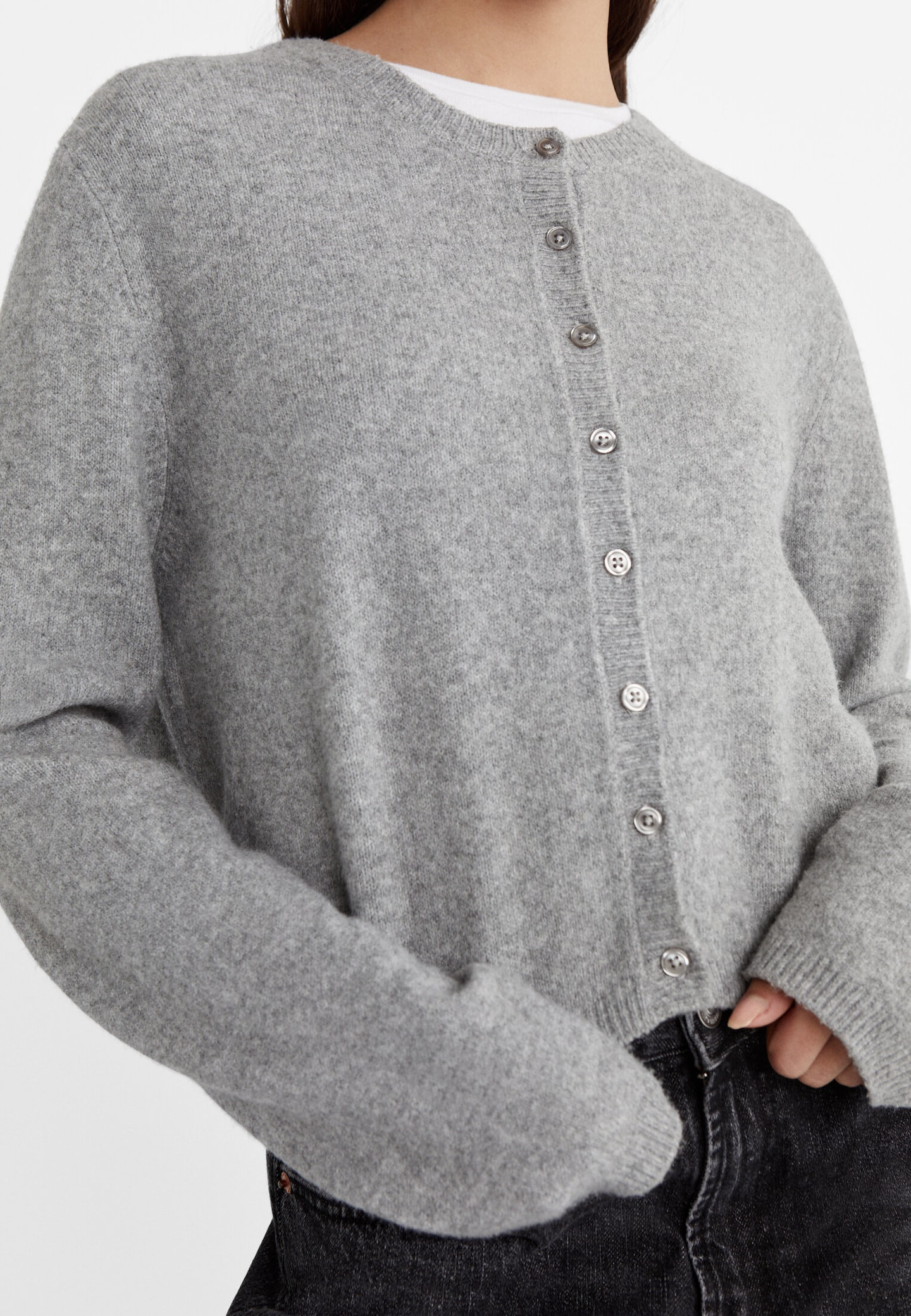 Soft-touch knit cardigan with buttons | Stradivarius (UK)