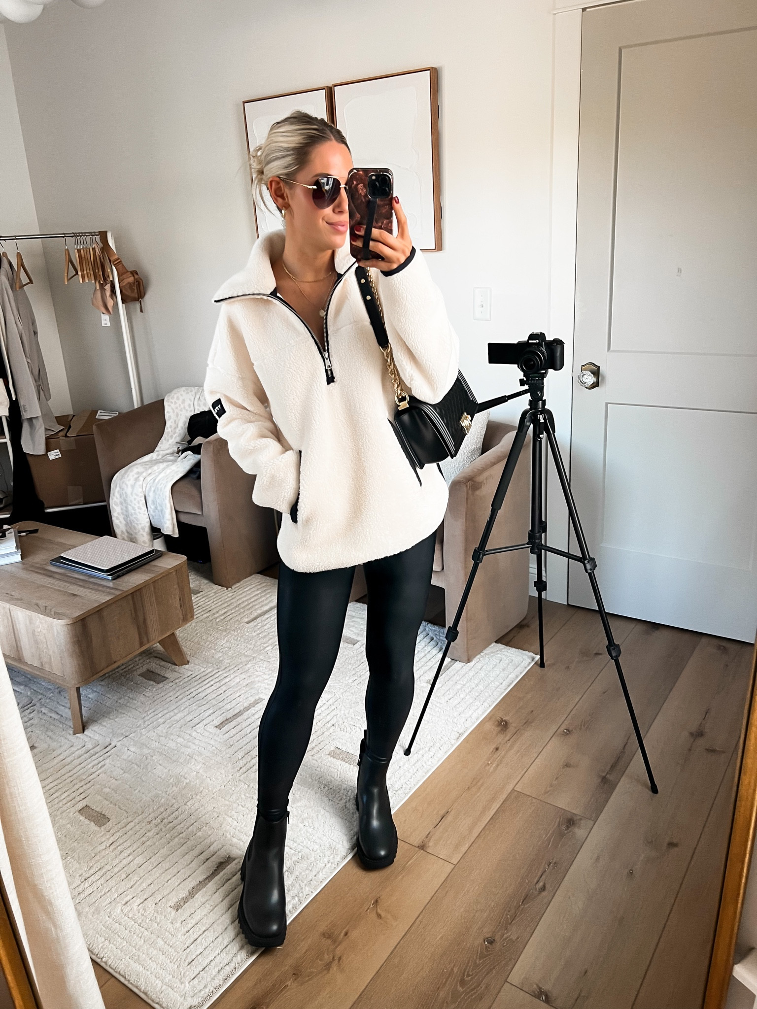 A&F LOOK 7: this sherpa is so versatile! Could pair with a boots, sneakers, or Chelsea boots like I have here💖 it’s pricey.. but the fit is on point & it will def keep you warm! (Wearing xs sherpa & small leggings) 

#LTKstyletip #LTKSeasonal #LTKGiftGuide