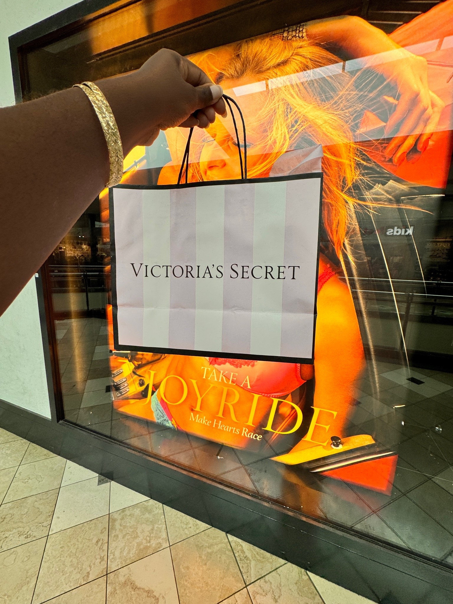 Just left @victoriassecret and had to share this deal! Cardholders can get 10 panties for $40, and non-cardholders can get 5 for $35. If you’ve been meaning to refresh your underwear drawer, now’s the time! I tagged a few of the styles I’m loving so you can shop the sake without doing all the scrolling. #victoriassecret #panties #pantysale #underwear #deals

#LTKSaleAlert #LTKSeasonal #LTKselfcare