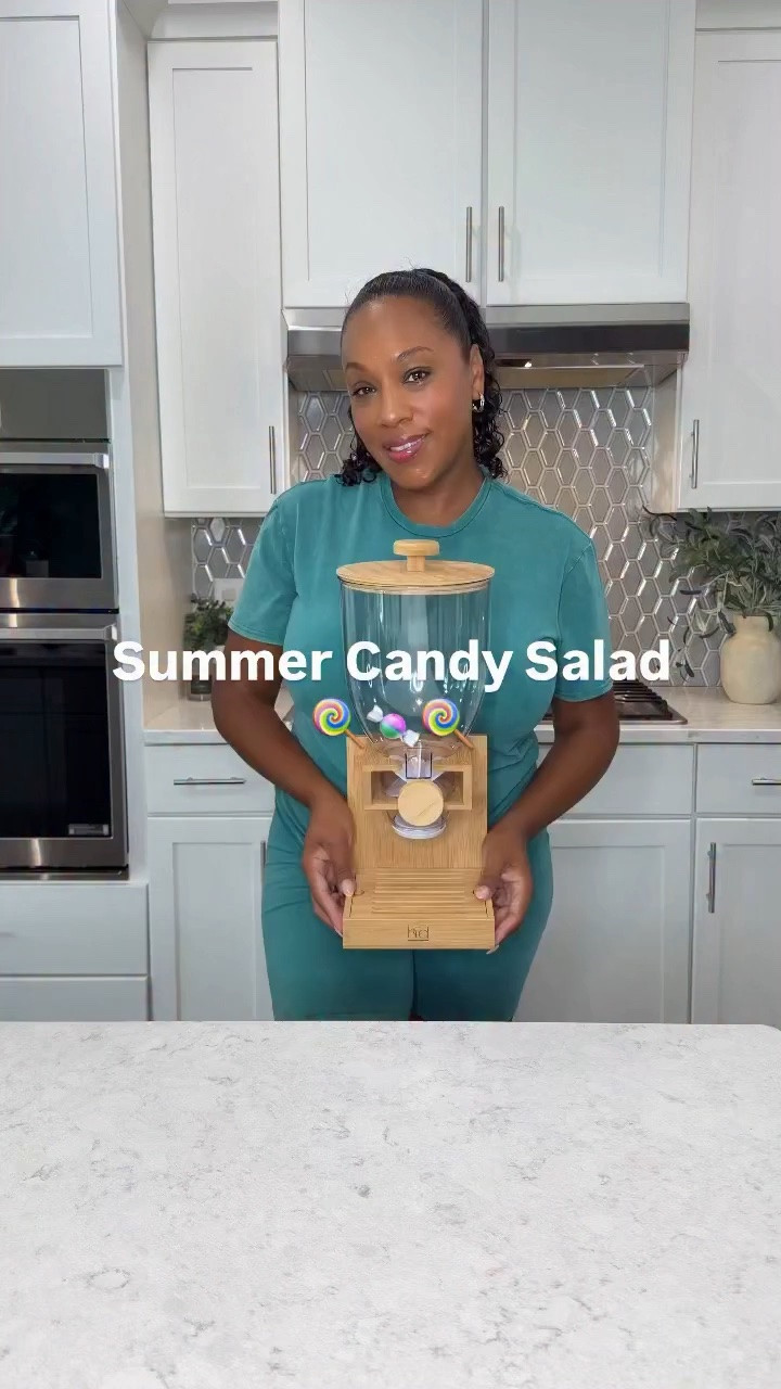 Made this summer-themed candy salad for a pool day with friends, and it was the perfect sweet snack! ☀️🍬

#summercandysalad #candysalad #summerhosting #summerentertaining #candysaladbowl

#LTKmomlife #LTKSeasonal #LTKKids