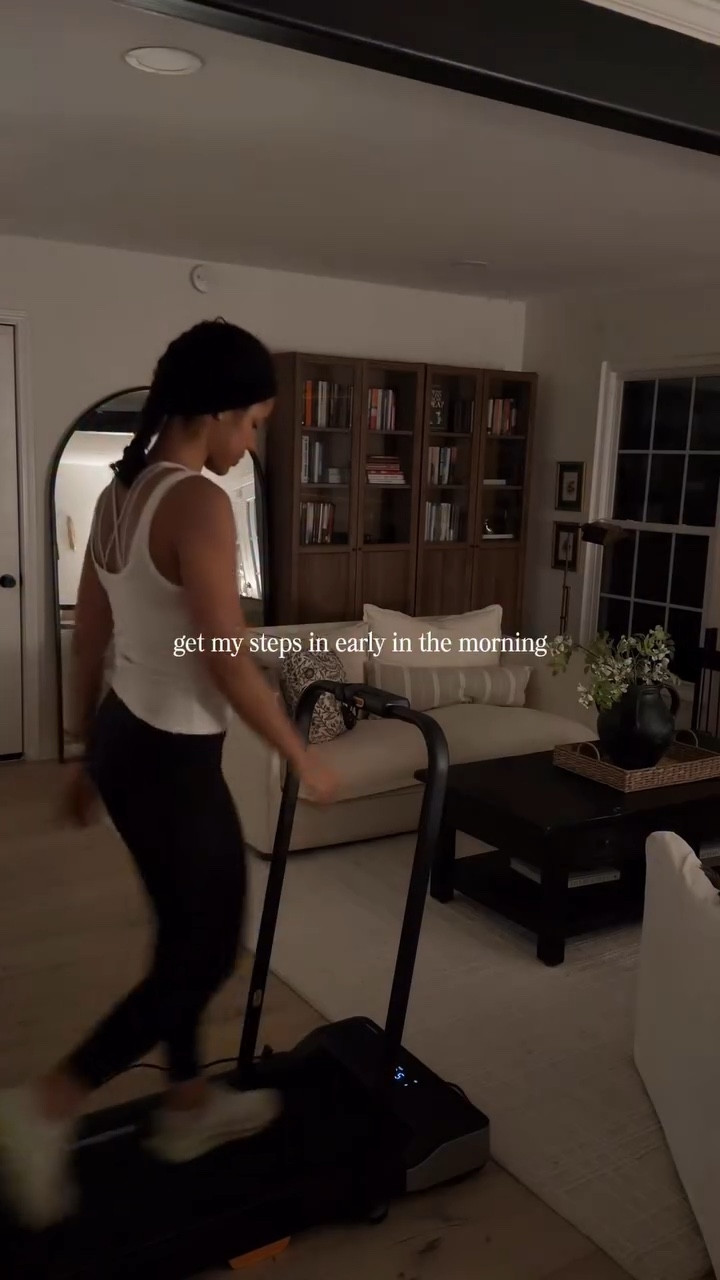 Striving to be healthy from the inside out so I can show up as the best version of me 💌

My daily non-negotiables:
Morning steps before my girl wakes up, hydration first thing with my @timebeambeauty electrolytes and @bloomsupps, strength training whenever I can squeeze it in, never skipping my supplements, and most importantly spending time with Jesus through prayer and the Word 🤍 
#healthyliving #morningroutine #vlog #mom