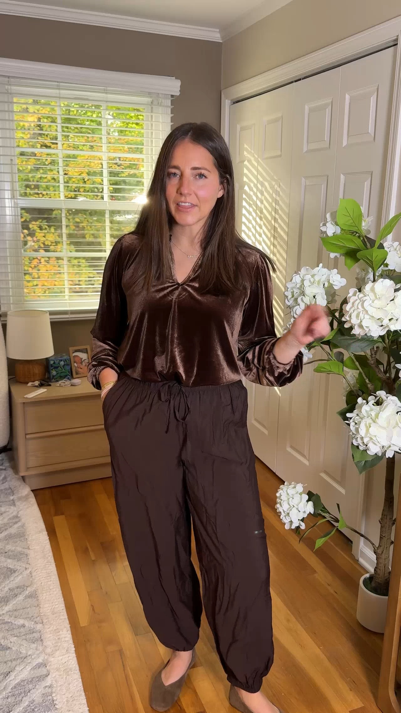 Helloooo Thanksgiving outfit!! This is SO comfy and would be great for thanksgiving! Wearing size small in both  

 #LTKootd