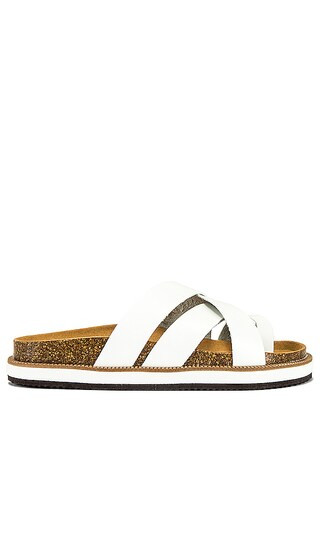 Ventura Footbed Sandal in White | Revolve Clothing (Global)