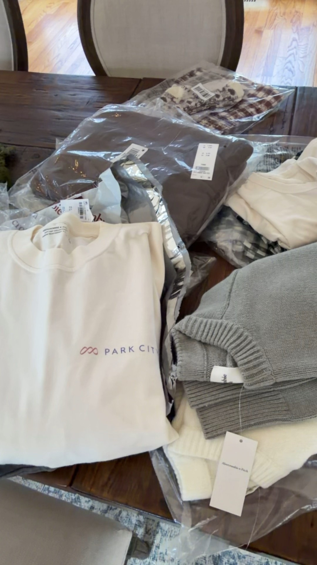 Ski lover tee shirt! Love the Park city one with the runs listed down the arms.

#LTKHoliday #LTKMens #LTKGiftGuide