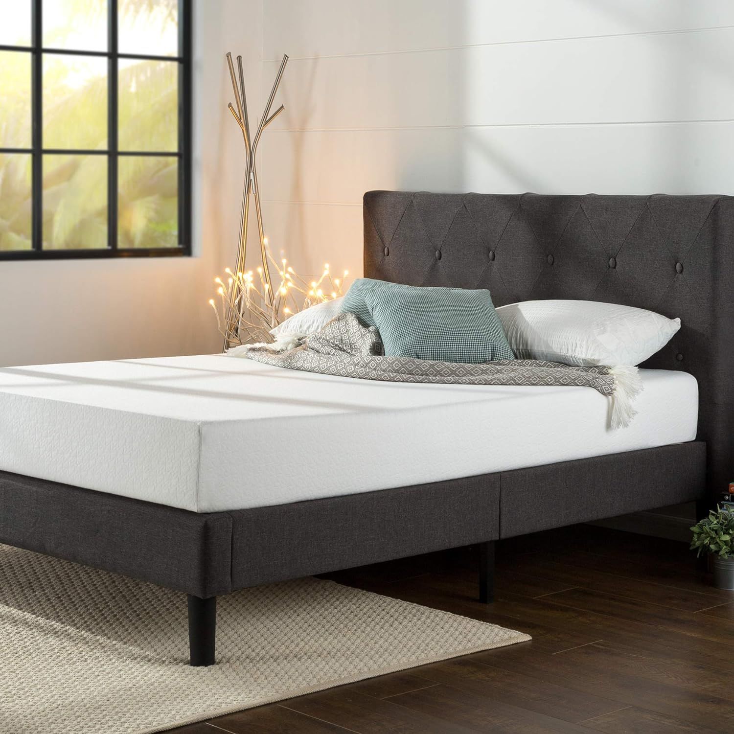 ZINUS Shalini Upholstered Platform Bed Frame / Mattress Foundation / Wood Slat Support / No Box S... | Amazon (US)