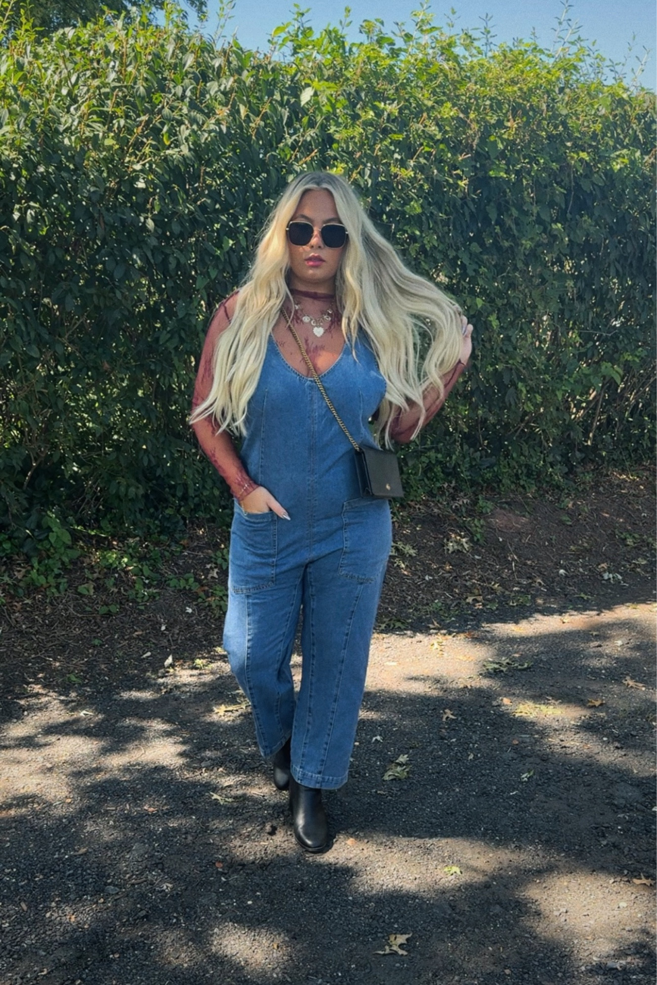 XL TOP & OVERALLS

A go-to fall outfit of mine!!

#fallfashion #denimoveralls #amazonfashion #midsizefashion

#LTKStyleTip #LTKFindsUnder50 #LTKMidsize