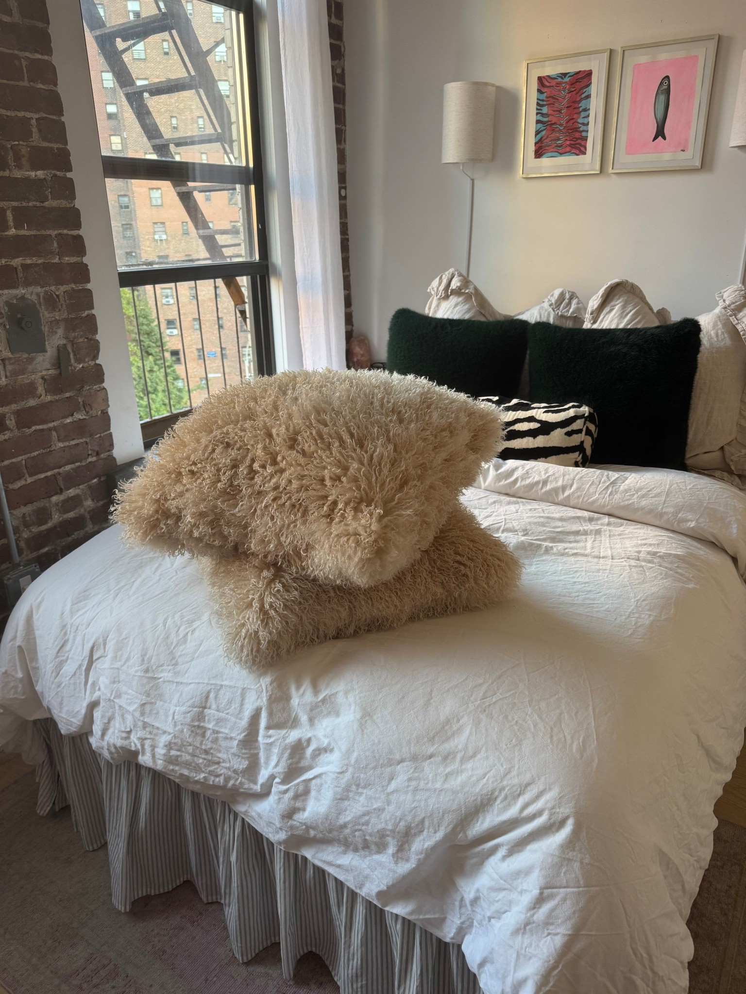 new pillowzzzzz for fall! obsessed with the faux alpaca for cold weather this year. 

#LTKSeasonal #LTKHome #LTKU