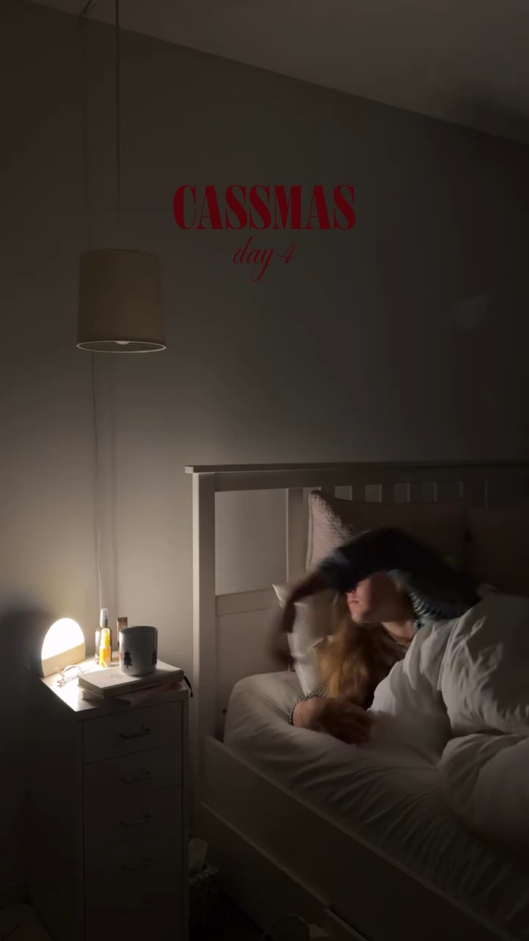 CASSMAS DAY 4 🎄 5:00 am morning routine before going into the office 🖥️☕️

#vlogmas2025 #5amclub #wintermorningroutine #relatable #9to5life #officelife

#LTKwinter #LTKcanada