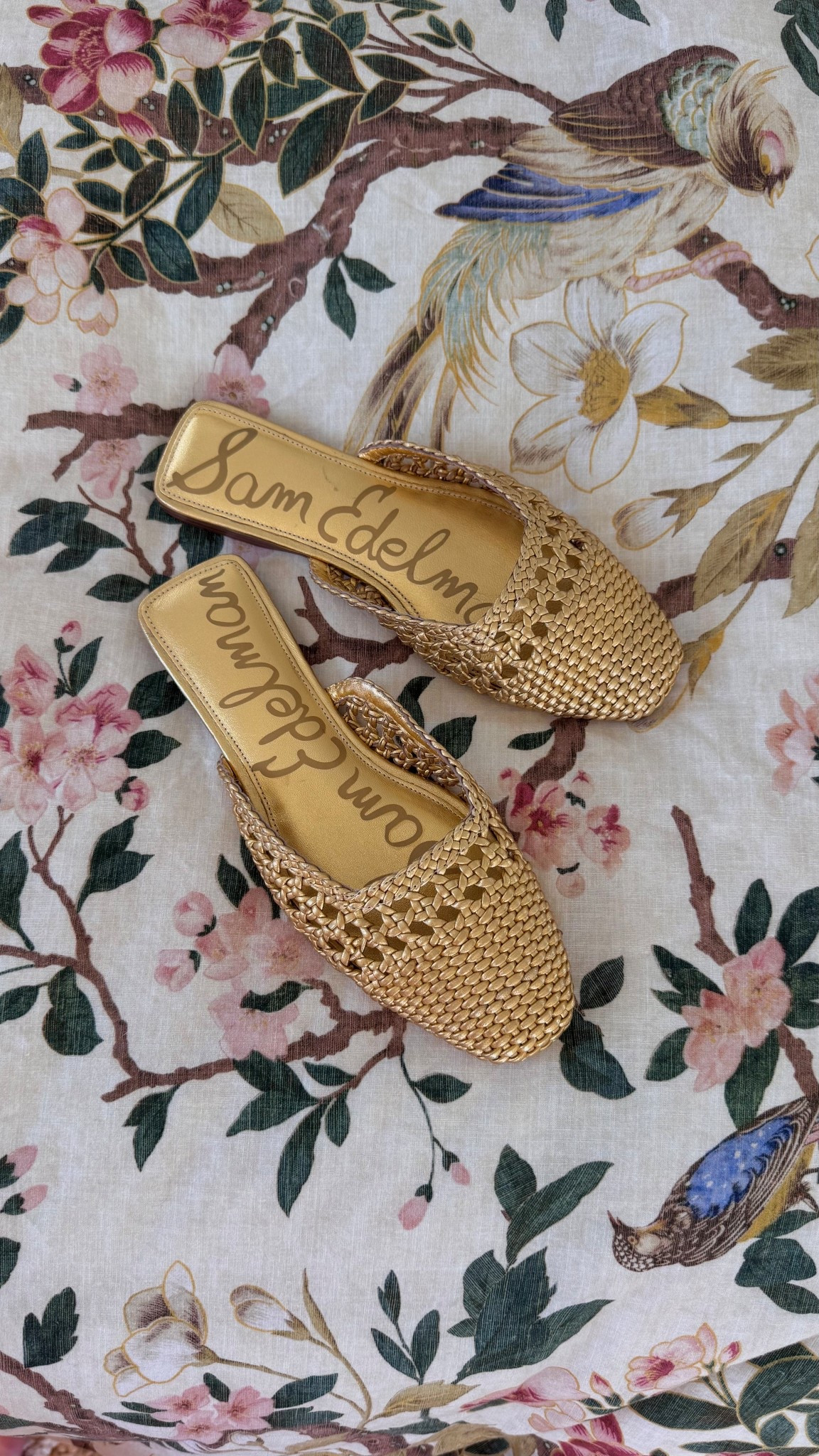 Love these for spring and summer! An easy gold sandal is just so easy!! #sandals #gold #goldsandal #spring #springshoe

#LTKTravel #LTKSeasonal