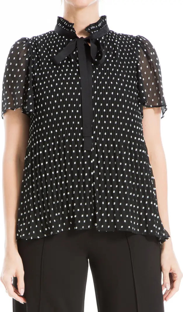 Short Sleeve Pleated Clip Dot Top | Nordstrom Rack