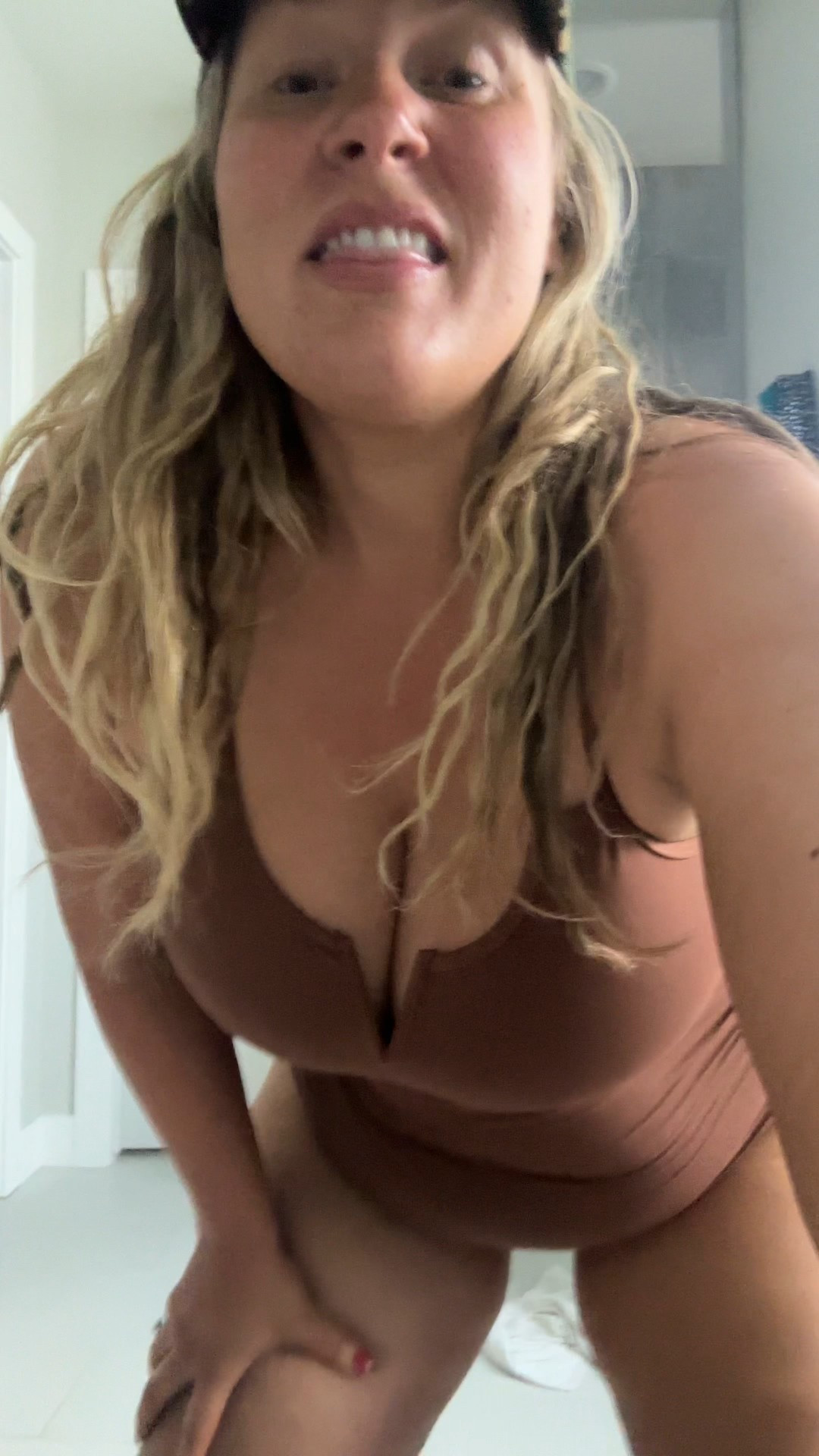 Very flattering 1 piece swimsuit that is large chest friendly! Love the ruching on the side to hide my stomach a bit.

True to size, I’m in XL!