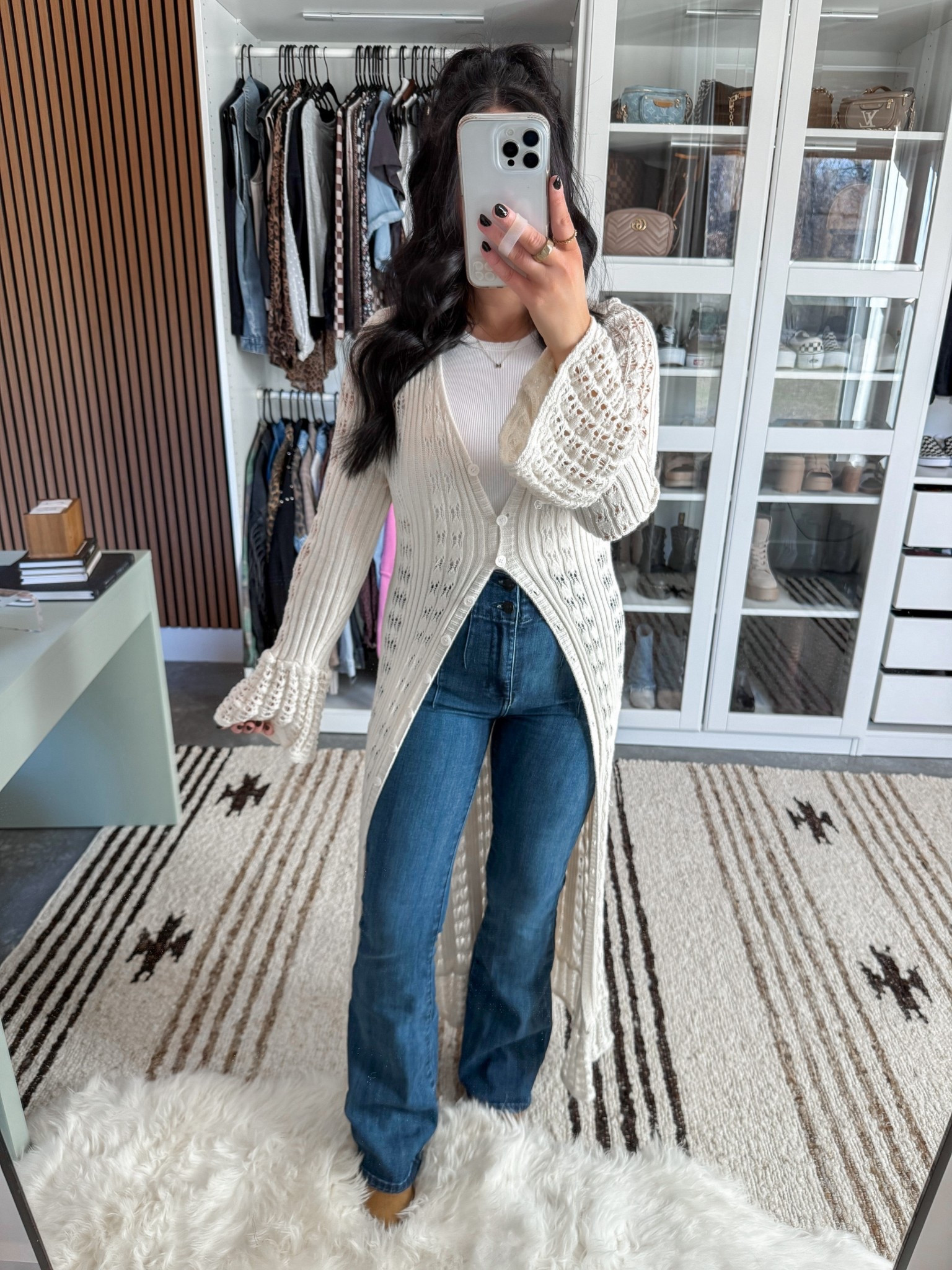 Outfit Inspo for Church 🤍

Duster Cardigan - small
Tank Top - xs
Jeans - 26 (they do have a ton of stretch, so they are still working with my bump!)

One of my favorite pairs of jeans! These flares are so flattering & can be styled so many ways. I paired them with this duster cardigan that I layered over this basic tank & finished the look with some suede boots!

 Church Outfit Ideas for Women | Church Style



#LTKBump #LTKootd #LTKPetite