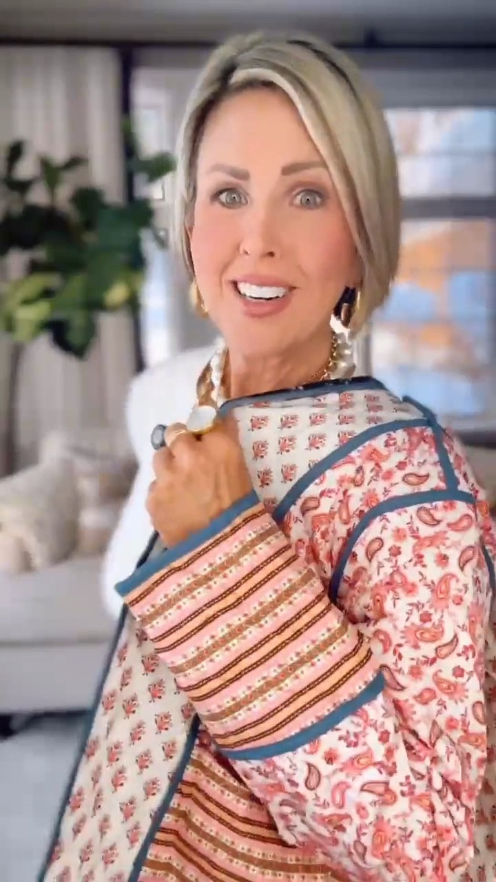 I wasn't so sure about this Amazon quilted jacket at first. Now, I'm in love. Best part of all? It's reversible. I love getting two looks in one.  

 

#LTKgrwm #LTKSeasonal #LTKOver40