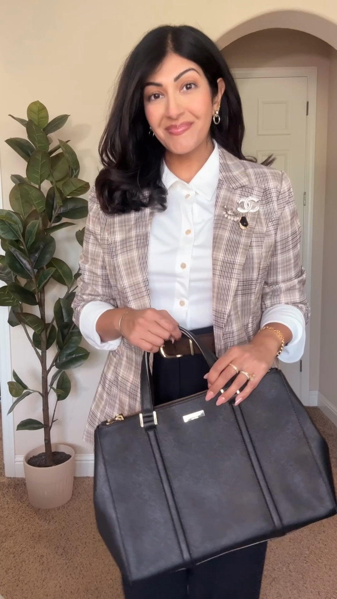So many of you asked about this look, so I linked everything here.

Polished, classic, and easy for:
• office days
• meetings
• conferences
• presentations
• work dinners

This is exactly the kind of outfit formula I love for corporate life — tailored, comfortable, and put together without trying too hard.

Shop the full look here. ✨

#CorporateStyle #WorkwearStyle #OfficeOutfit #ProfessionalWomen #blazer #brooch #fallworkwear

#LTKWorkwear #LTKWorkwear #LTKootd #LTKgrwm