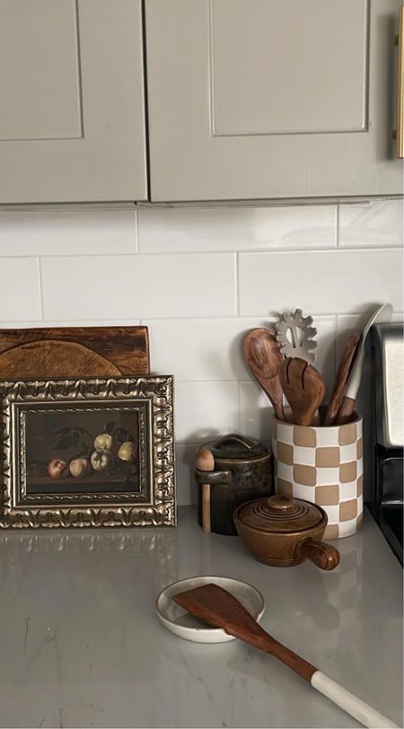 Our neutral kitchen decor! 

#homedecor #neutralhome