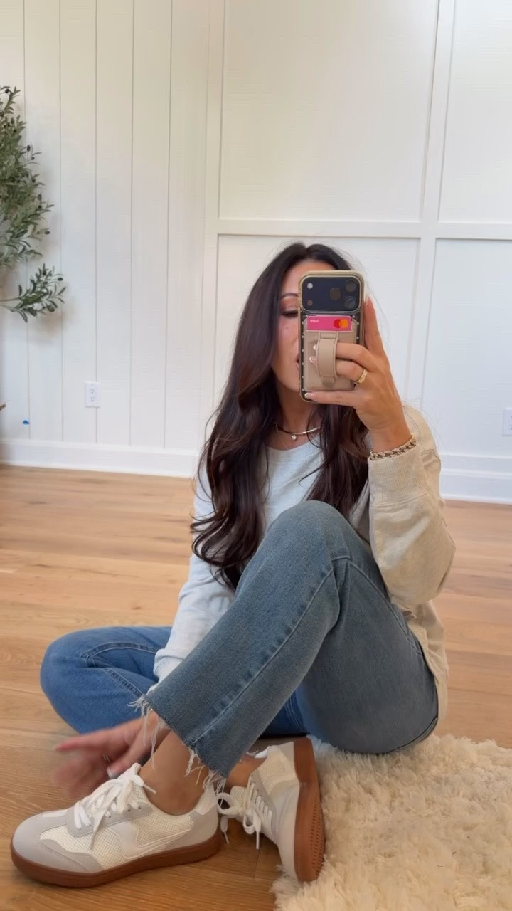 Walmart fall fashion finds that deserve a permanent spot in your closet! 🤎🍂 From cozy everyday basics to effortlessly chic layering pieces, these affordable fall staples are perfect for mixing, matching, and creating so many cute outfits! Walmart has seriously stepped up their fashion game! 🛍️
#WalmartFashion #WalmartFinds #WalmartHaul #FallFashion2026 #FallOutfitIdeas #AffordableFashion #FallWardrobe #LTKStyle