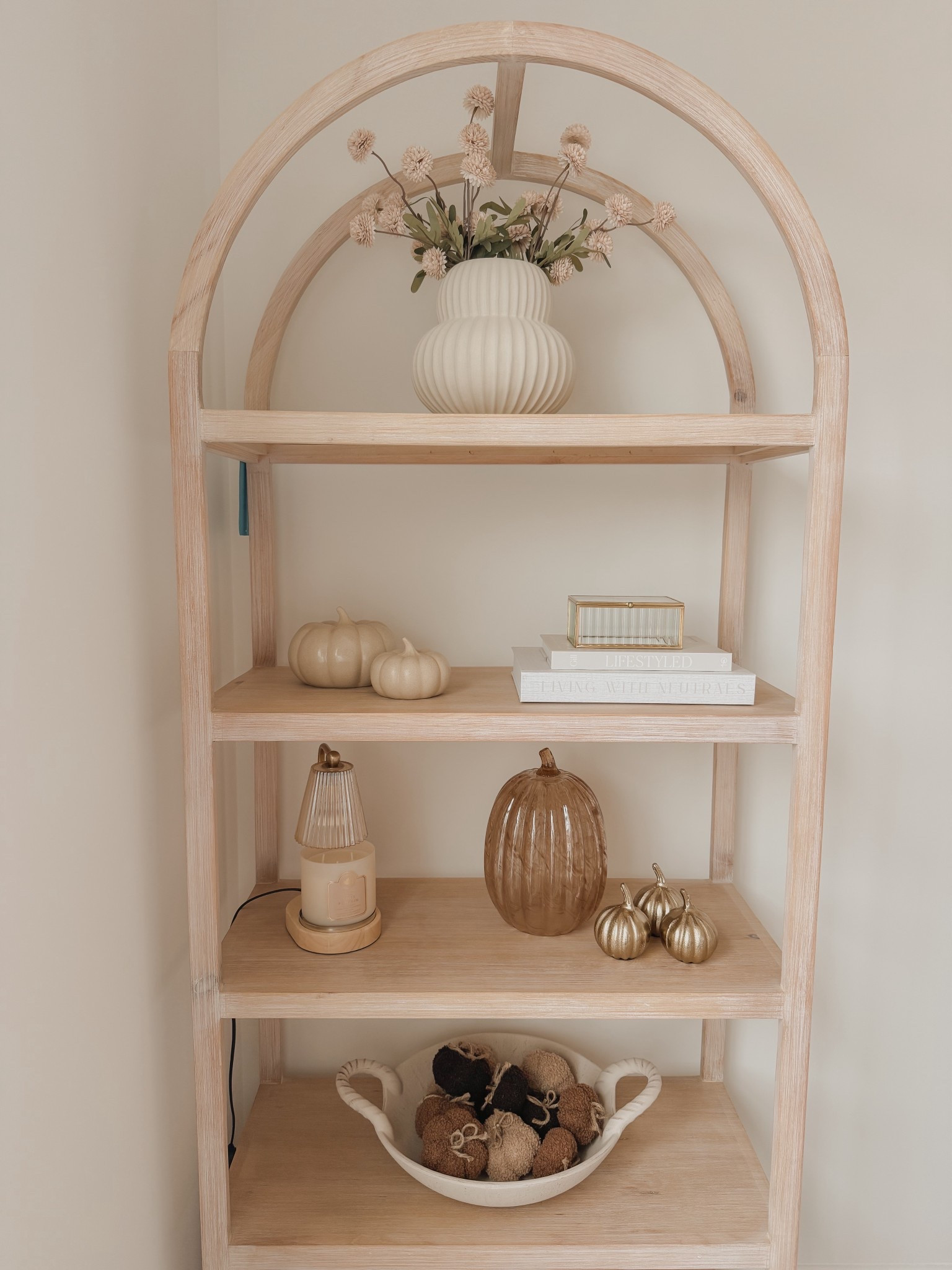 Fall home 🤎🧸☕Lea

#LTKHome #LTKStyleTip #LTKFindsUnder50