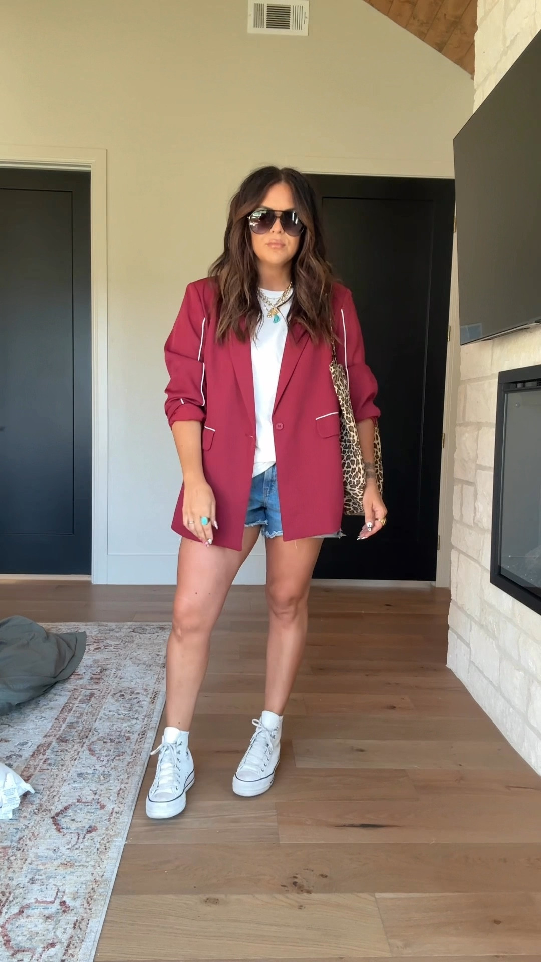 Casual outfit
Blazer: XXL (part of an Amazon set)
Tee: XXL
shorts: 16 (way too big but love them)
Converse: size down 1/2

#LTKFindsUnder50 #LTKStyleTip #LTKMidsize