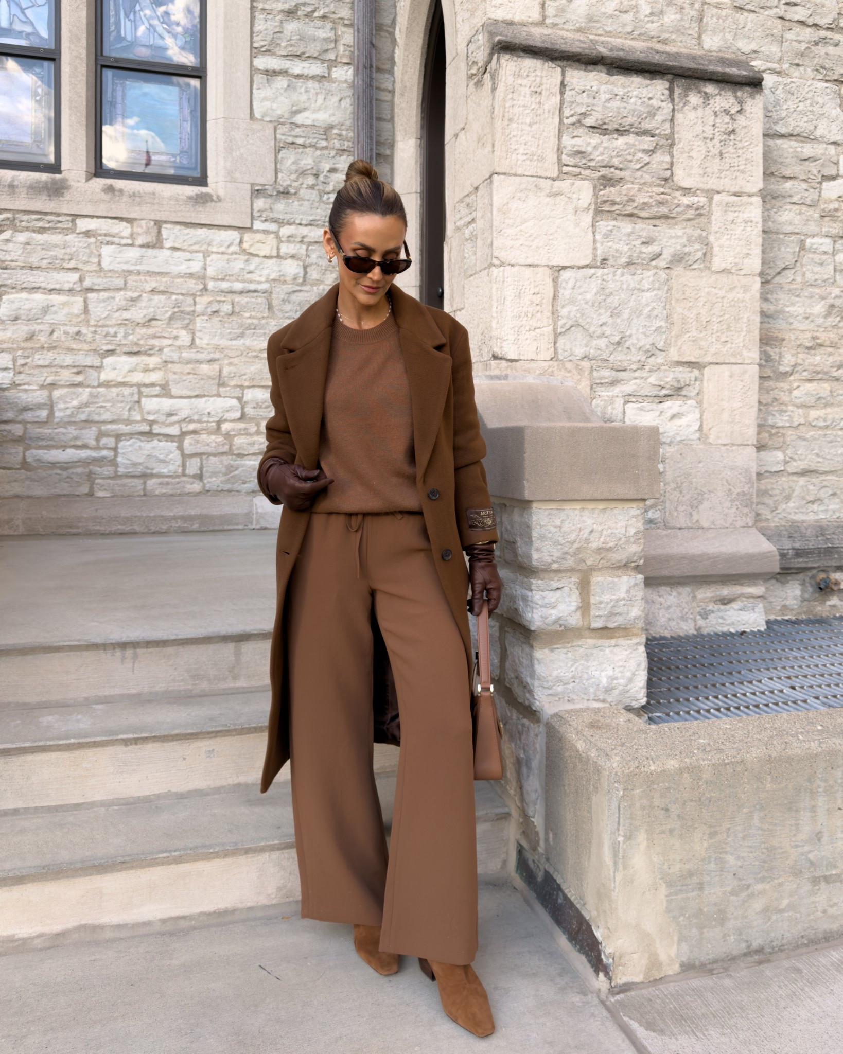 Literally obsessed with this milky chocolate outfit! Like a burned caramel color I can’t quite describe! Everything is xs (I want to get the pants in small for a bit more room) 
Bag and booties are on sale! 
This would be a great thanksgiving outfit idea! 🍂🤎


#LTKStyleTip #LTKHoliday #LTKSaleAlert