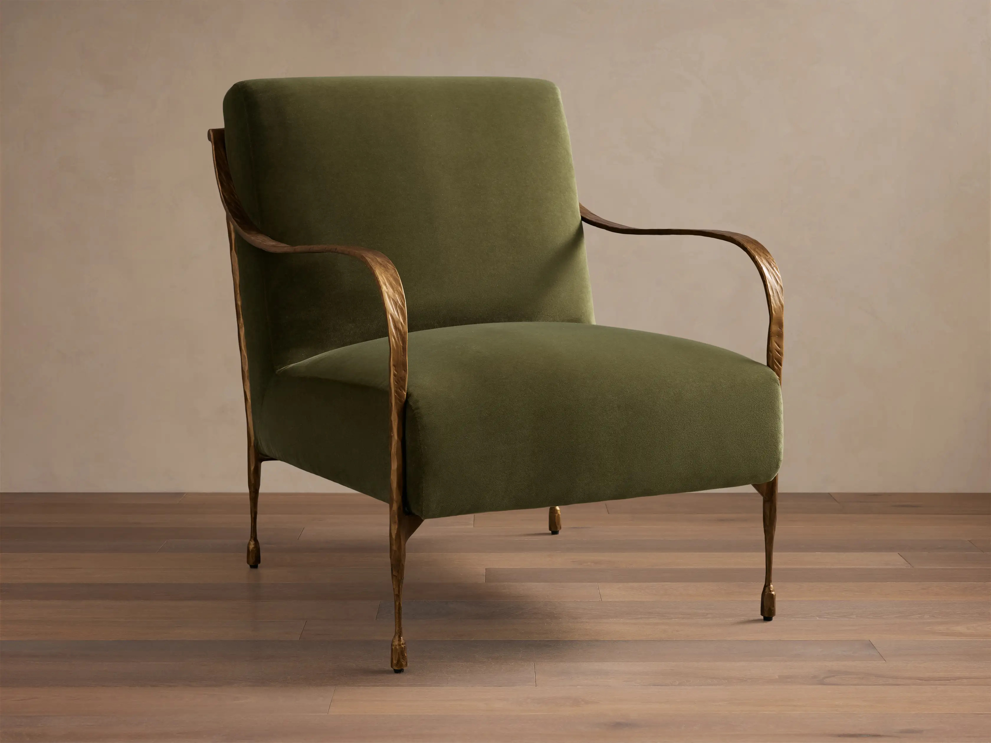 Gwen Chair | Arhaus