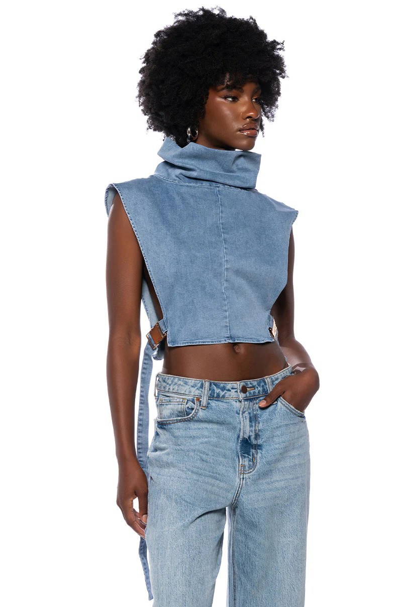 MY BEST SELF SLEEVELESS STATEMENT TOP | AKIRA