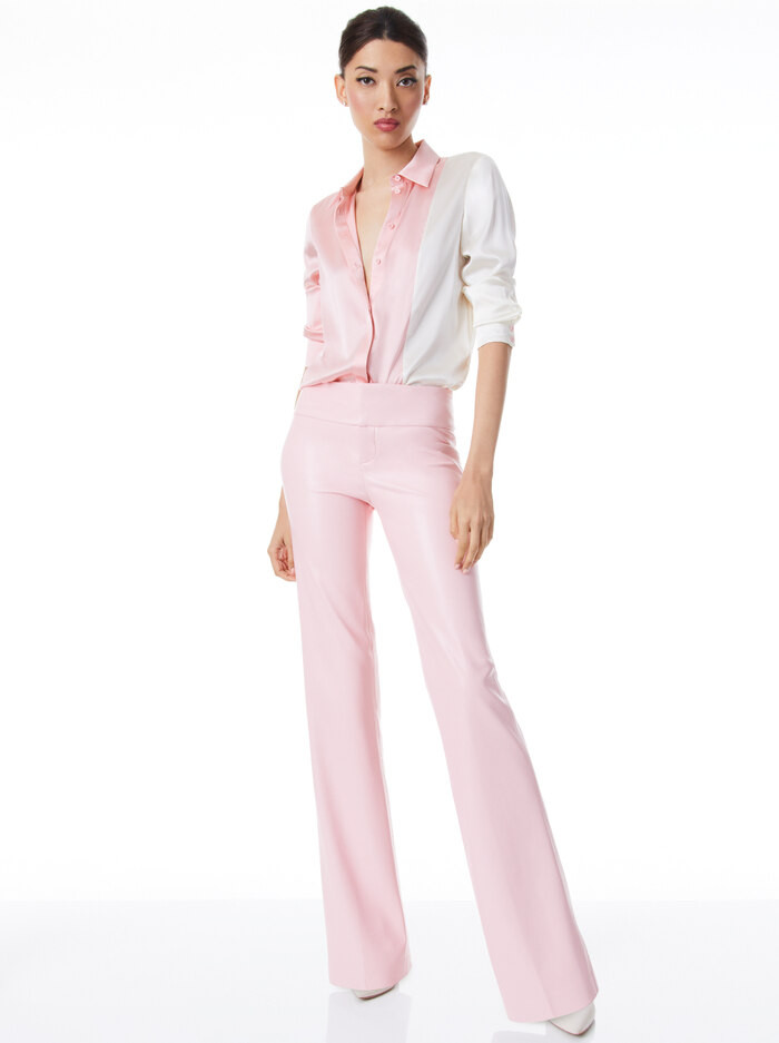 OLIVIA VEGAN LEATHER BOOTCUT PANT | Alice + Olivia