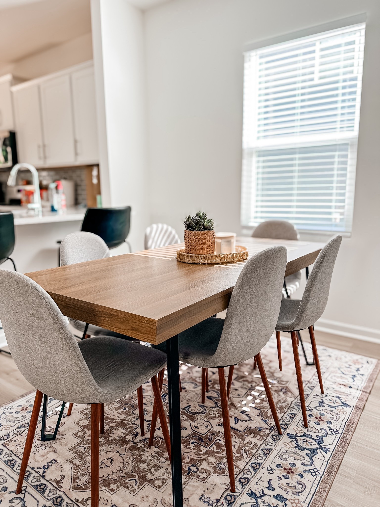 Amazing washable 5x7 area rug from Amazon, only $30!

#LTKFindsUnder50 #LTKFamily #LTKHome