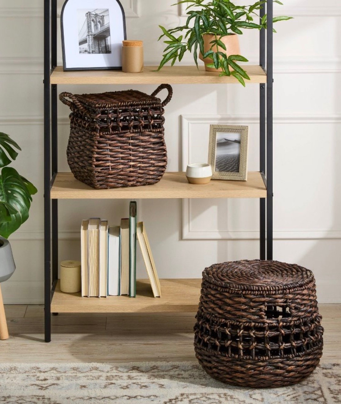 Small chocolate woven basket is on sale!



#LTKHome #LTKSaleAlert