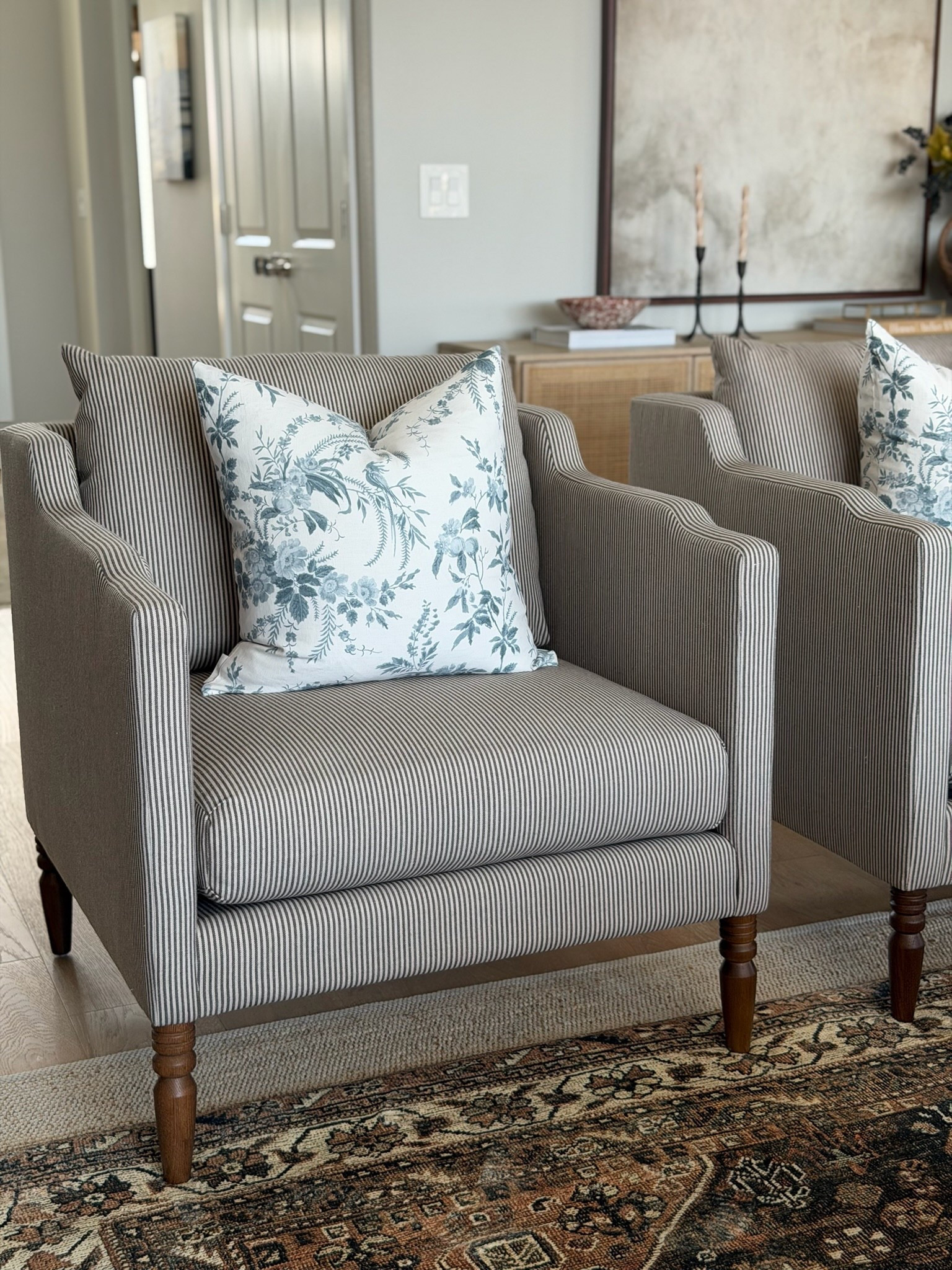 Now is the chance to grab these gorgeous neutral striped chairs! They’re currently 30% off for the spring sale event and so beautiful. Classy, timeless, elegant, and comfortable! 

#LTKSaleAlert #LTKHome