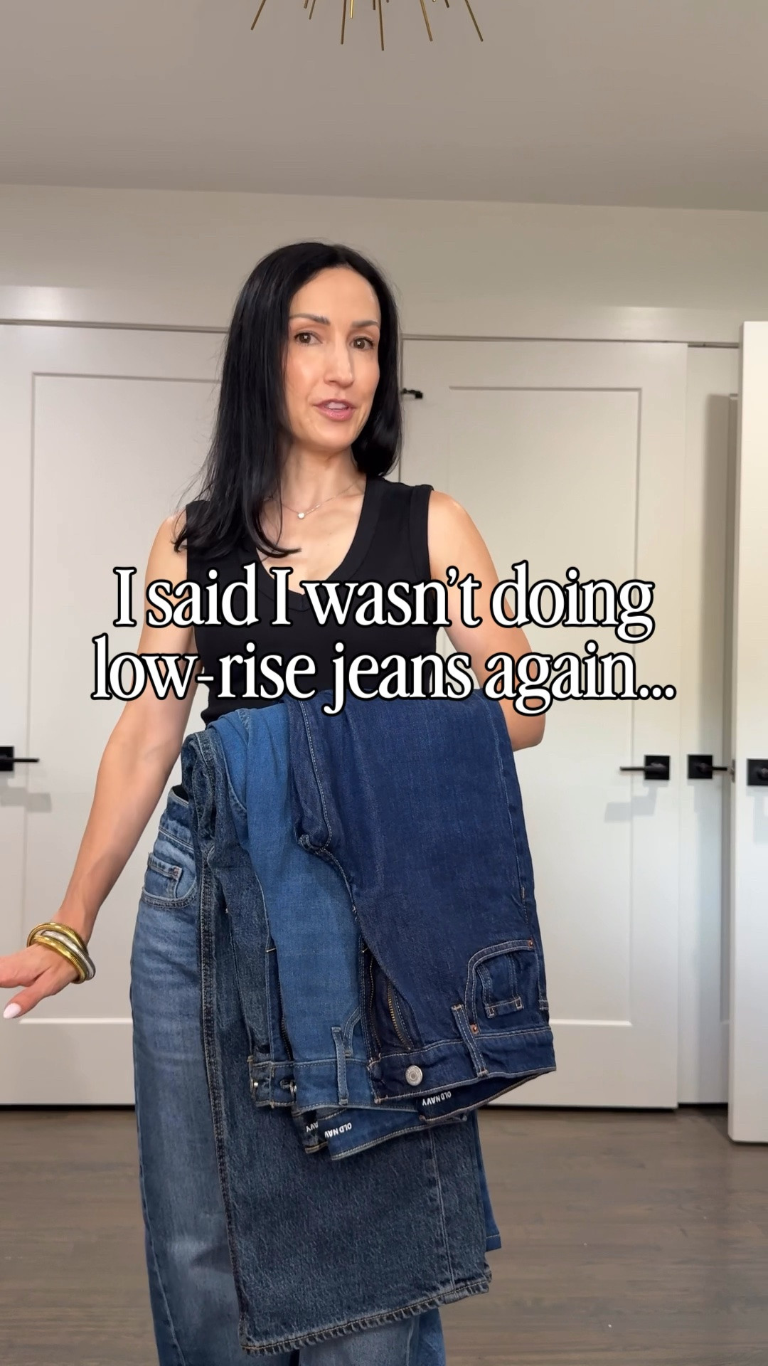 I tried three @oldnavy mid-to-low rise loose styles, plus one high-rise loose wide leg for comparison, and I have to say…they were a fun surprise! (they’re on sale now making them around $25-$35 each🔖) 

Runs tts. 
Wearing size 0 petite in the mid rise twisted seam and in the high rise wide leg. Wearing size 0 regular in the low loose and wow wide leg (had them hemmed to hit just above the floor) 

I still don’t think every trend needs to make its way back into my closet, but finding an under-$50 version makes it a lot more fun to experiment without feeling overly committed!

#LTKOver40 #LTKPetite