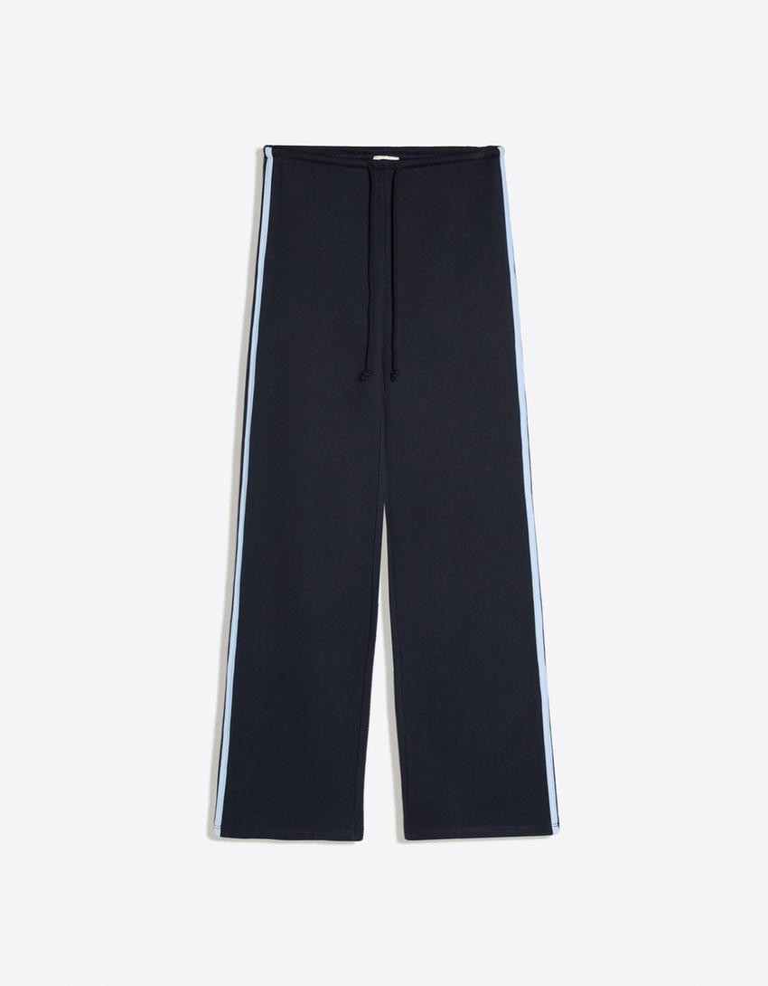 Side stripe plush joggers | Bershka UK