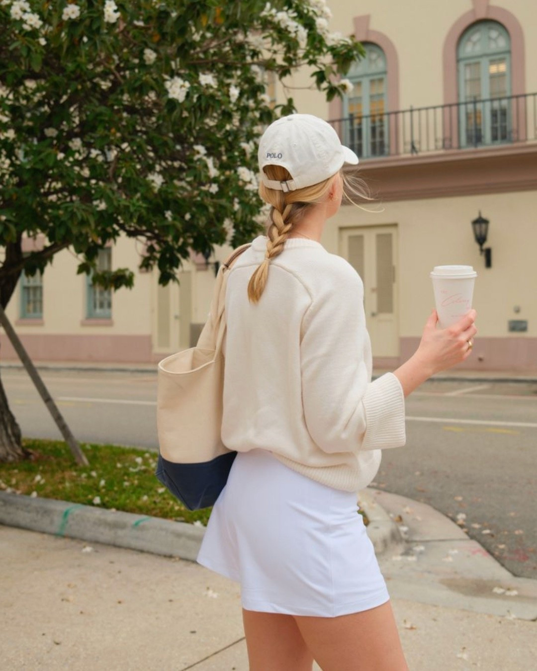 easy outfit for lots of walking 🤍

#LTKTravel #LTKmomlife #LTKootd