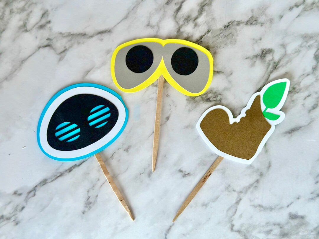 WallE Cupcake Toppers: Birthday Party Decorations (Set of 12) | Etsy (Global)