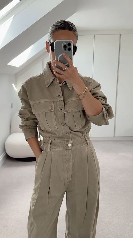 Another jumpsuit I’m loving! Such an easy look for spring/summer, paired with some sandals and some accessories and you’re good to go.

#LTKstyletip #LTKSeasonal #LTKeurope
