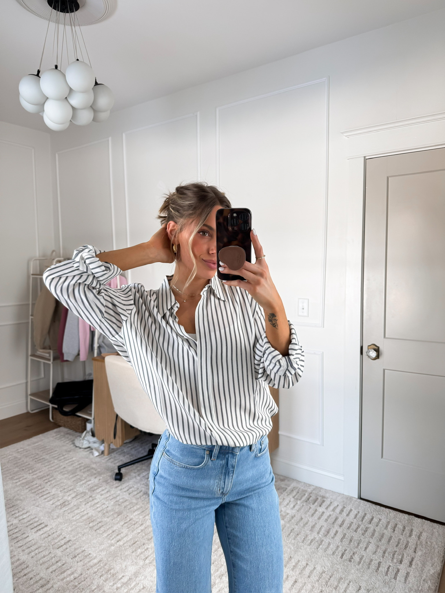 Butter Bra (XS)
Shirt (S)
Pants (25) TTS

Obsessed with this outfit! Could make such a statement with fun jewelry too!!  

 

#LTKSeasonal #LTKFindsUnder100 #LTKStyleTip