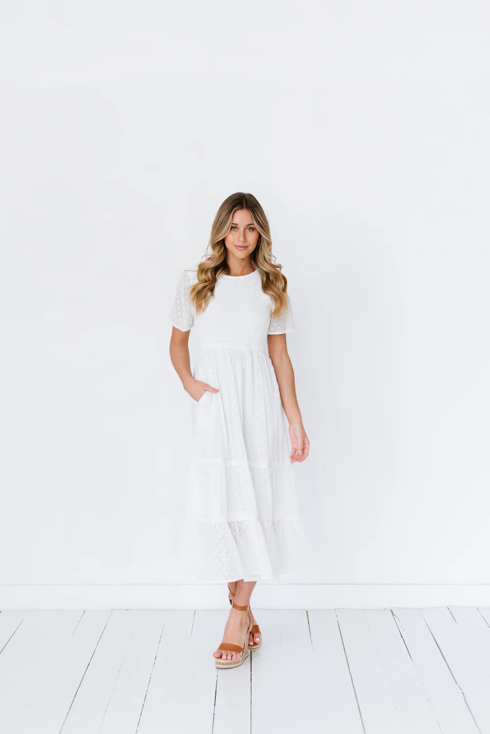Isla Dot Dress in White | FEHRNVI