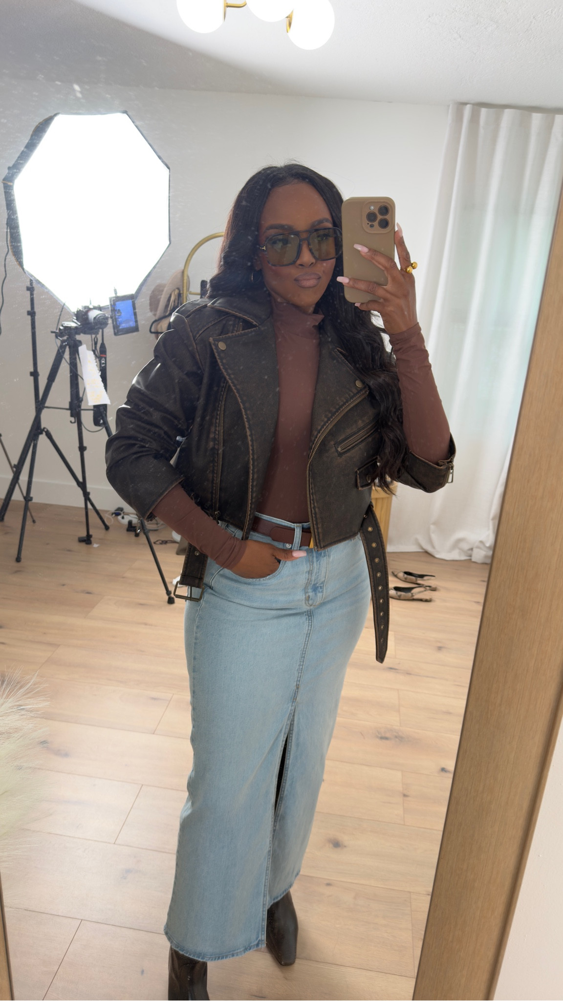 Easy outfit to throw together and look like that girl I love the style flare. It adds when you wear a long sleeve and roll out the jacket. 

|•Size small I’m 5’4 | 140lbs | 36D -27 -40  IG & YT: kirasfashionfinds TT: kiraabboud•|

#LTKStyleTip #LTKWatchNow