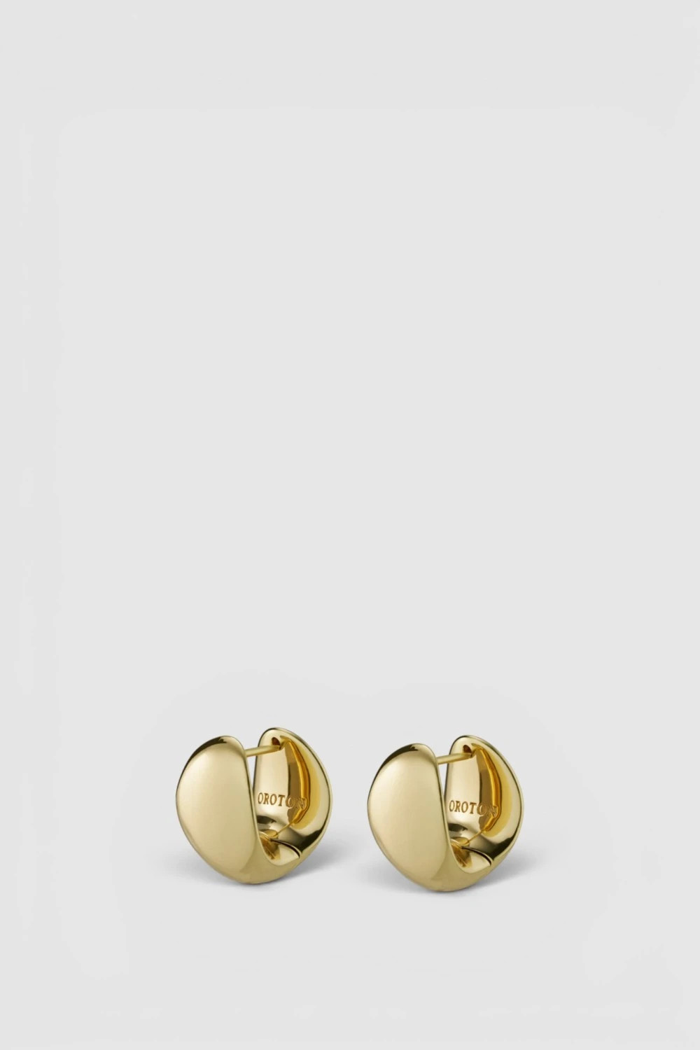 Banks Huggie Gold | Oroton