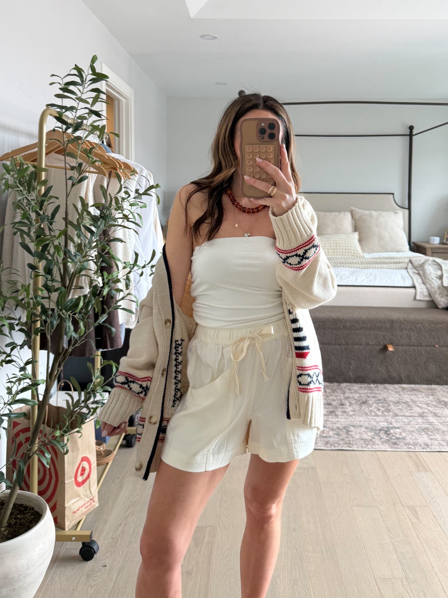 Everyone is going to go crazy for these shorts. Wearing size XS 


#LTKPetite #LTKmomlife #LTKSeasonal