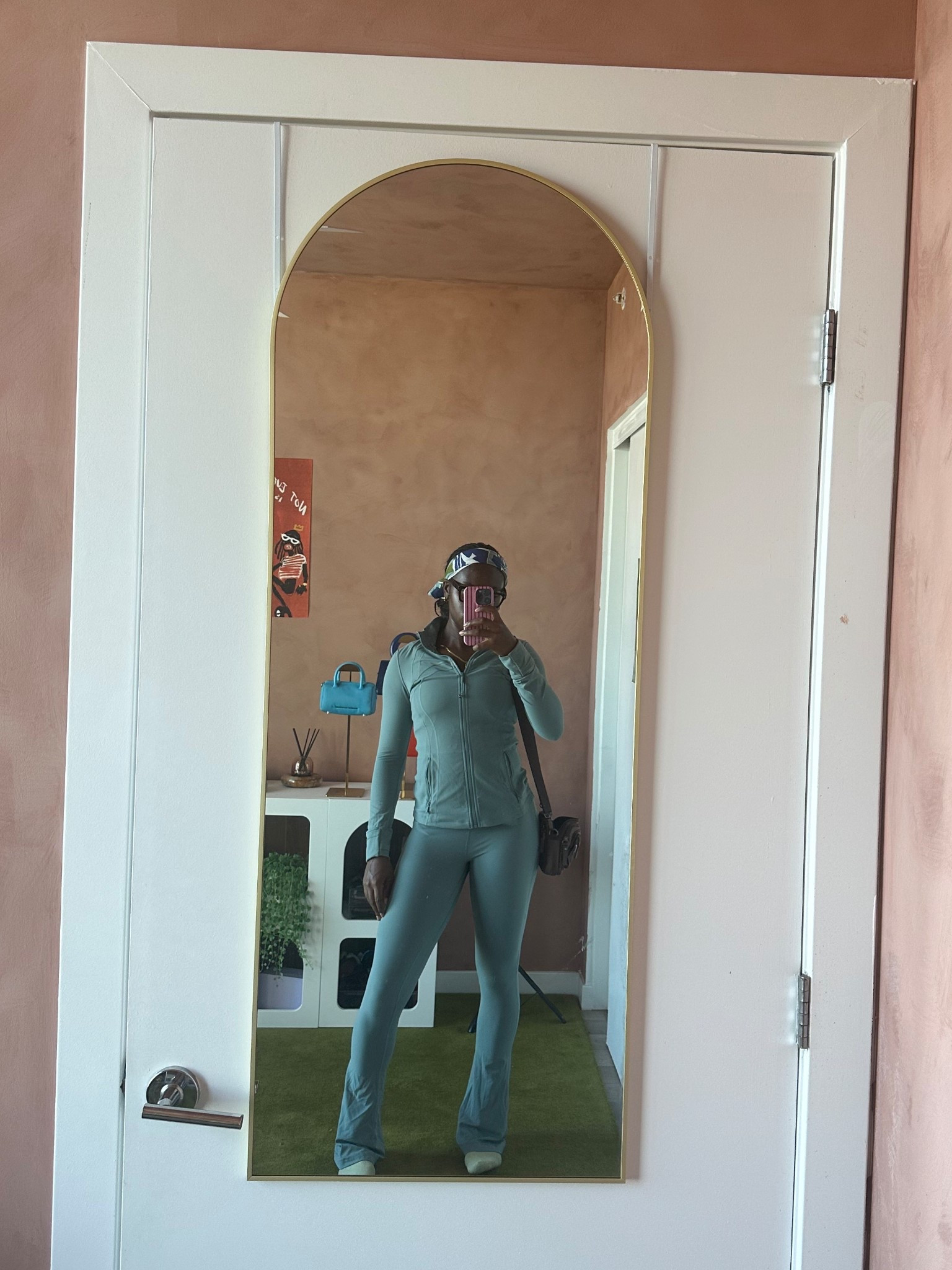 Workout set going hiking